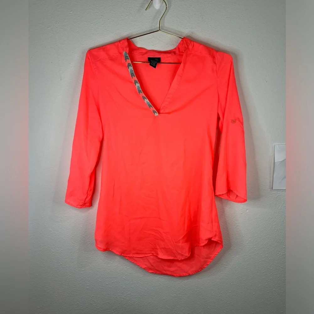 Rue21 Neon Orange 3/4 Sleeve Blouse with Stitched Collar Accent Size Small